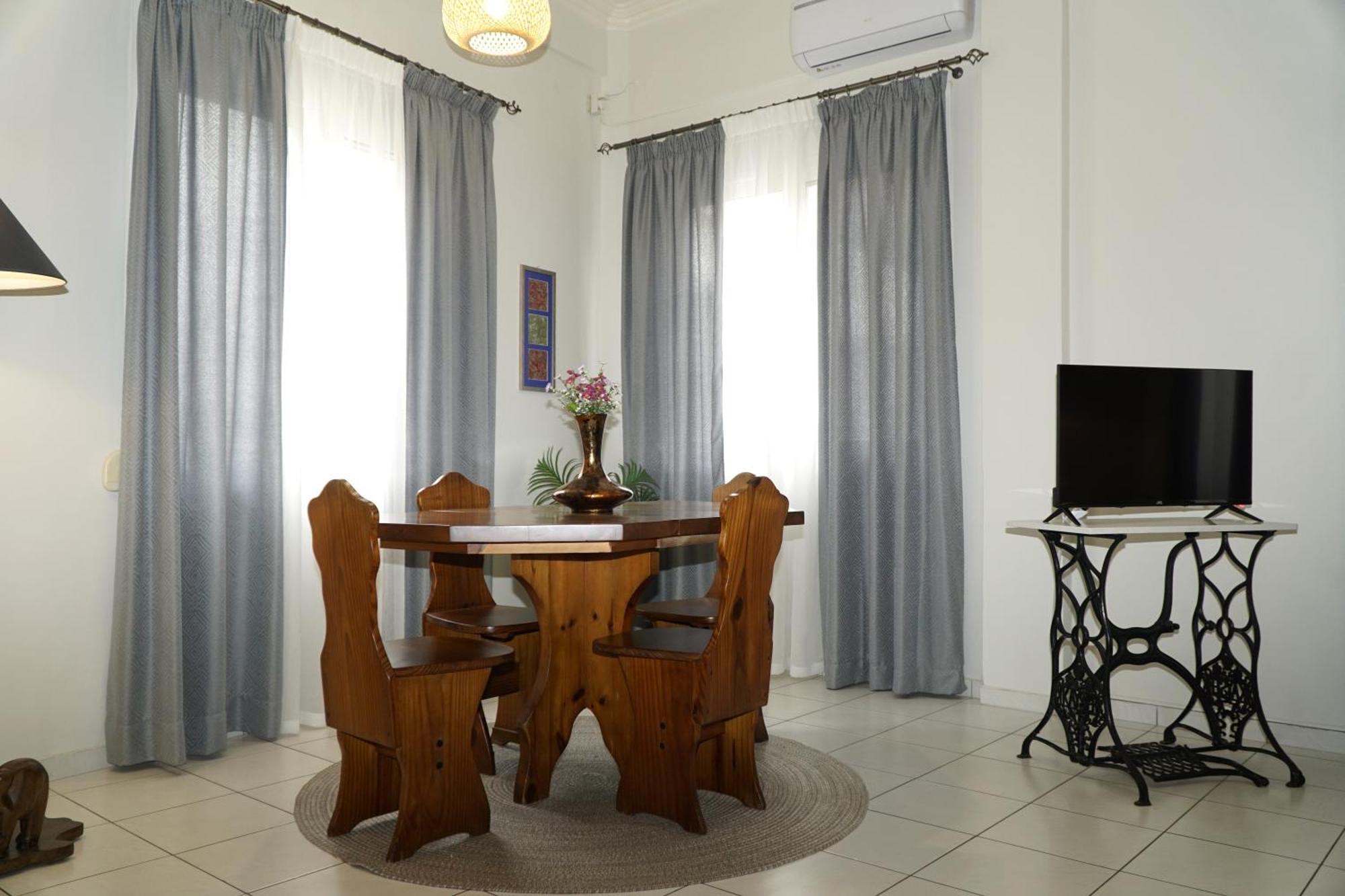 Elegant Central Apartment Ираклион Экстерьер фото